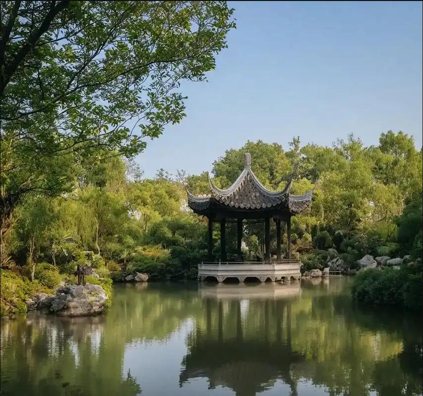 吴川漂流餐饮有限公司